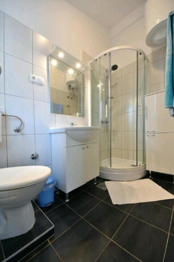 Apartman Zora Sukošan Exterior foto