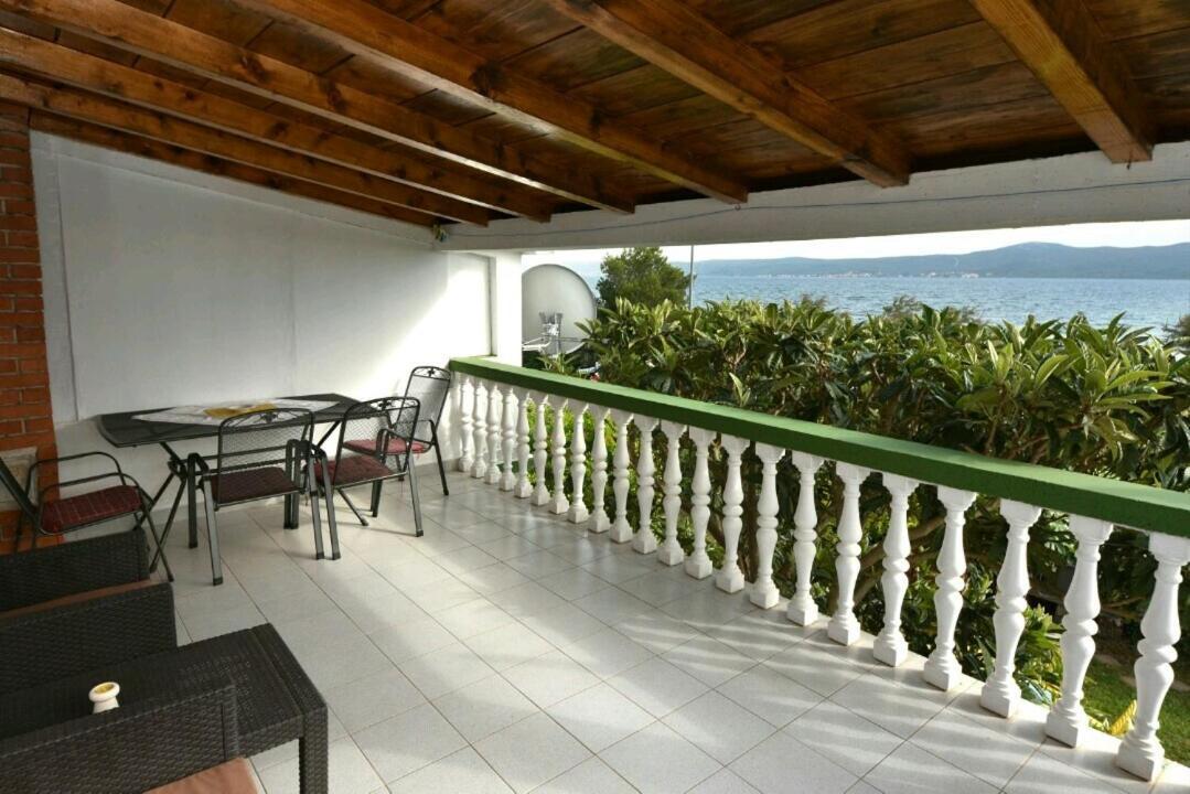 Apartman Zora Sukošan Exterior foto